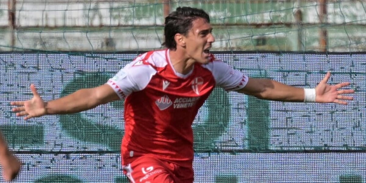 Padova sorride con l'ex Juve, Belotti fa volare il Modena. Cremonese, buio senza Licina