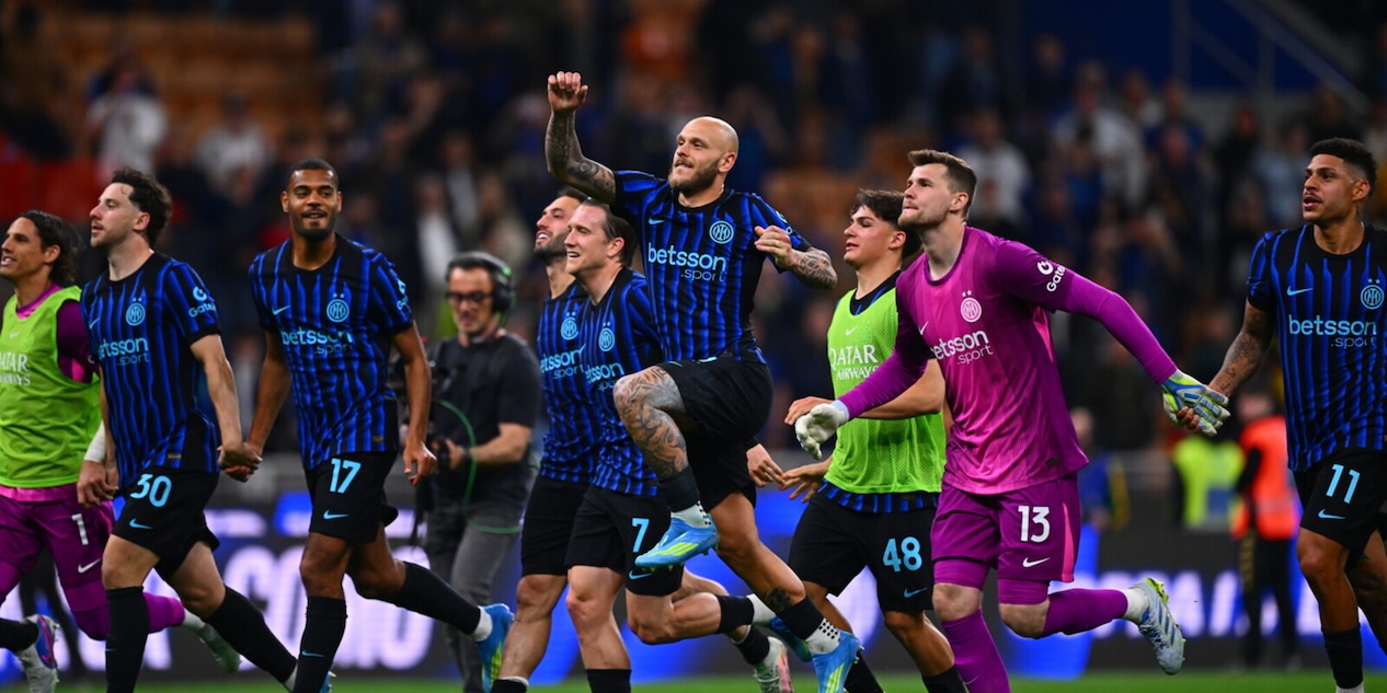 <p>L'Inter annienta il Cagliari e mette le mani sullo scudetto. Il Como crolla col Sassuolo, Fabregas si allontana dalla Champions</p>