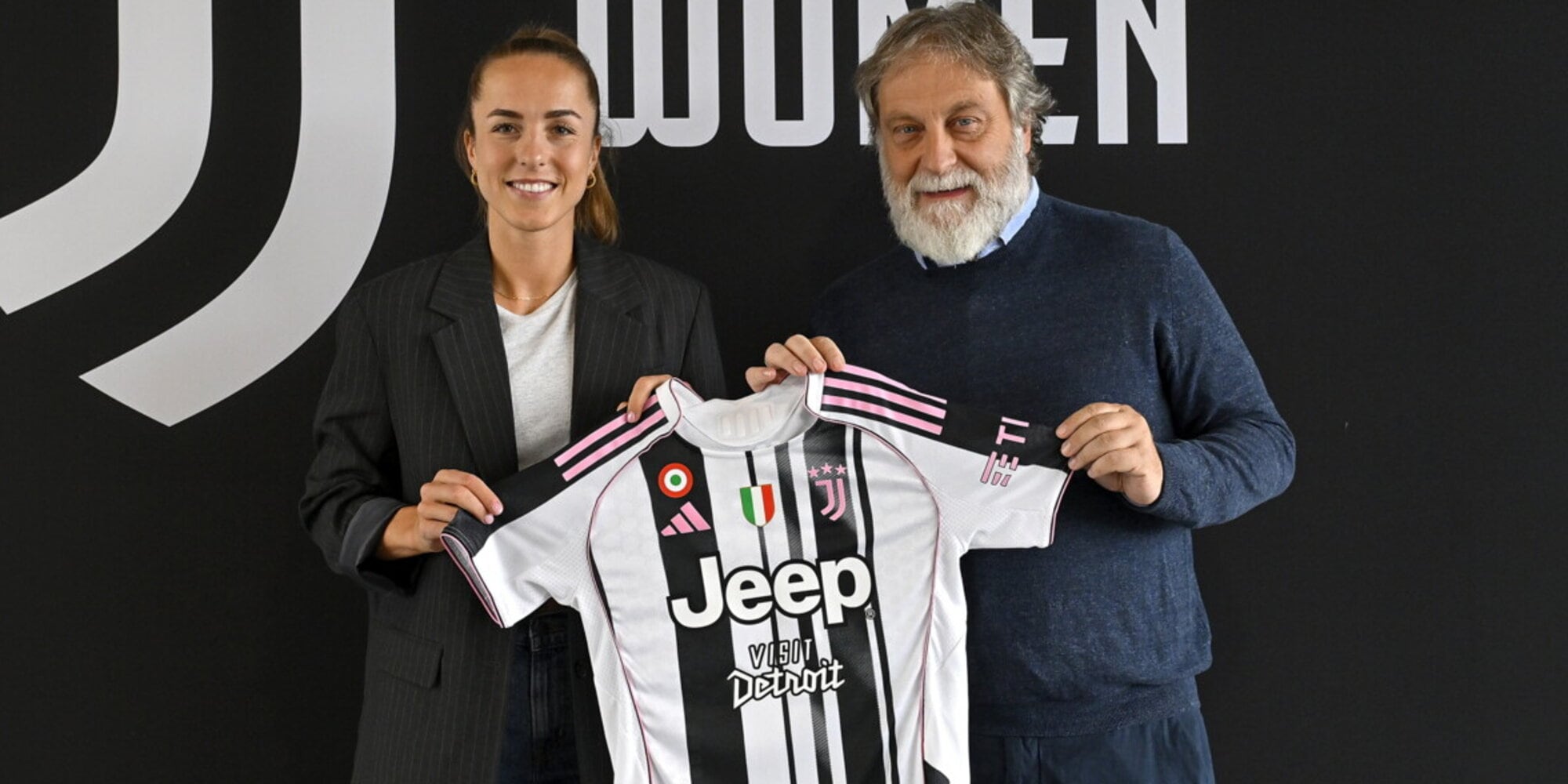 TS – è il più grande colpo di mercato del calcio femminile italiano TS – è il più grande colpo di mercato del calcio femminile italiano