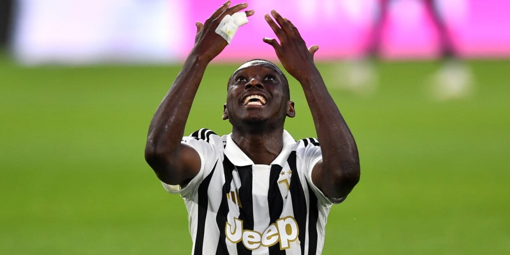 Juve, altra tegola: Kolo Muani si è rotto un dito!