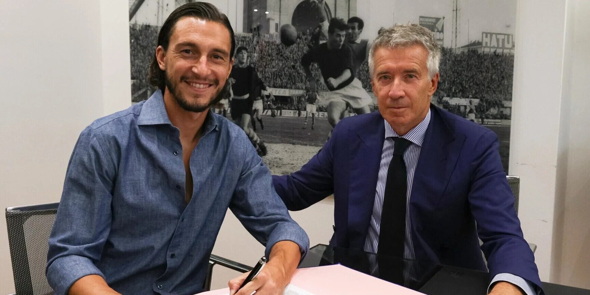 Bologna, dopo il ko dell'ex Juve Holm arriva Darmian: il comunicato ufficiale