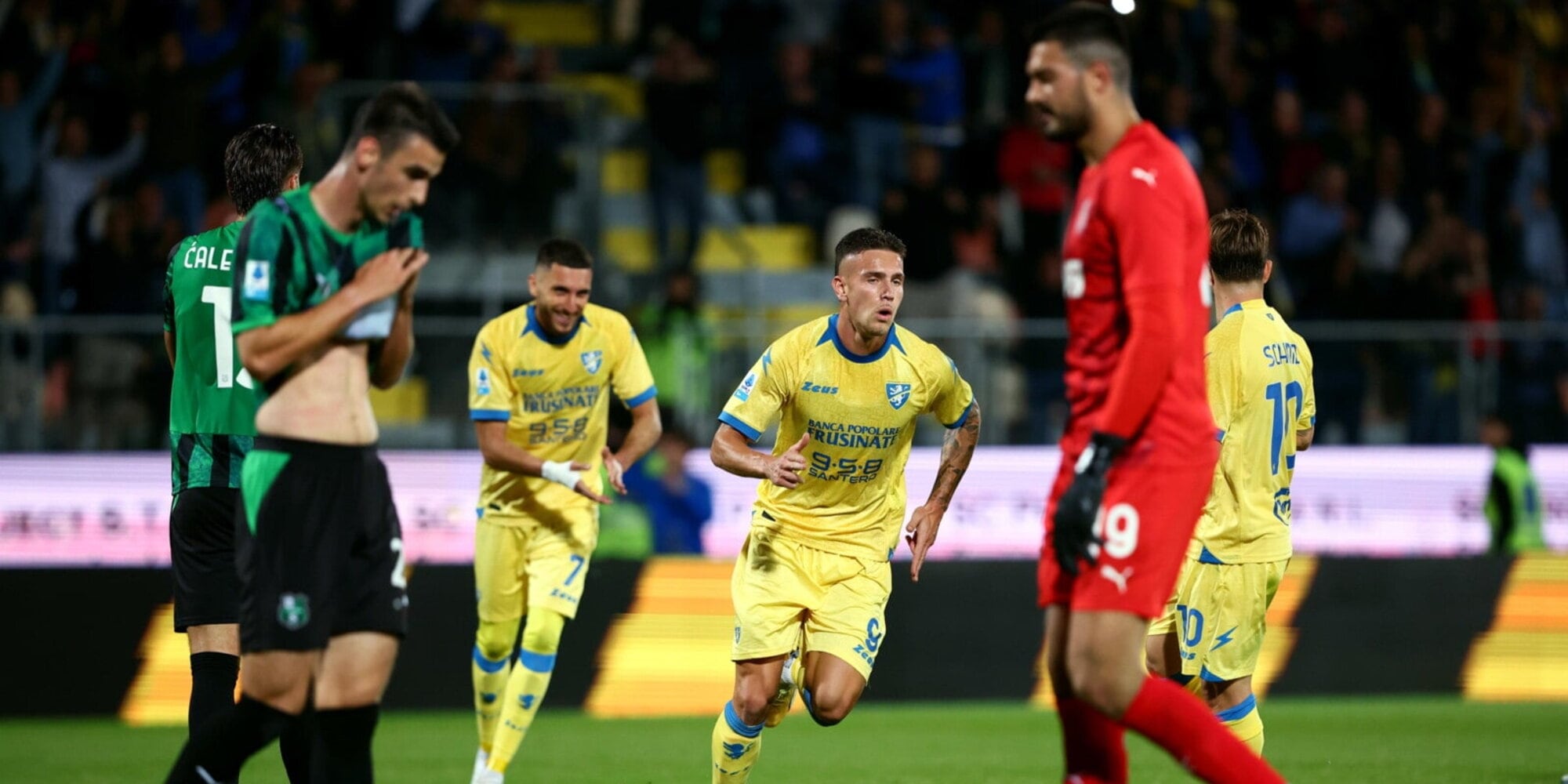 Raimondo mesterhármasa is kellett a Frosinone Sassuolo elleni győzelméhez