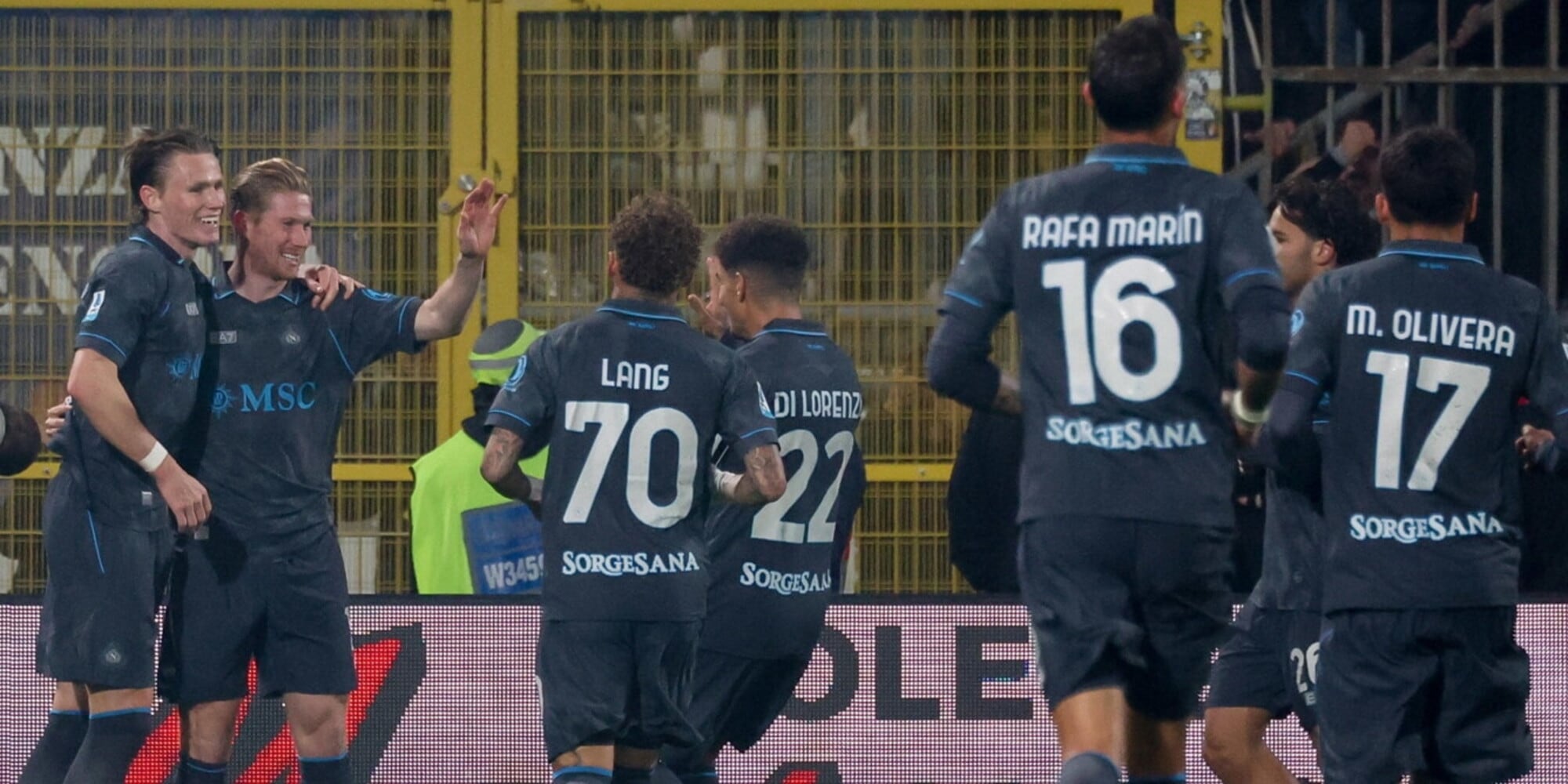 Allegri elveszíti Lobotkát, de visszanyeri a csapatát a Juventus elleni meccs előtt