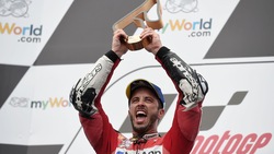 Dovizioso straordinario, sorpasso all'ultima curva e vittoria al GP d'Austria