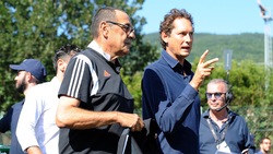 Villar Perosa, Sarri e John Elkann a colloquio