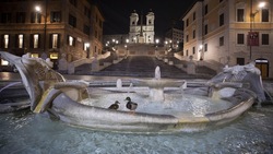 Coronavirus, Roma di notte è spettrale