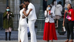 Coronavirus, in Belgio ci si sposa così