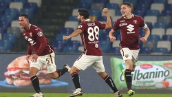 L’urlo di Izzo non basta: Torino ripreso dal gran gol di Insigne