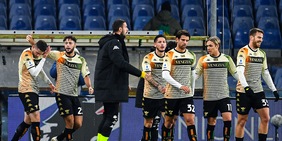 Il Venezia riacciuffa la Sampdoria: gol di Gabbiadini, Henry magico