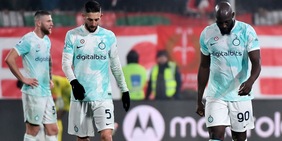 Dzeko spento, Lukaku spentissimo, Barella giganteggia ma esce: pagelle Monza-Inter