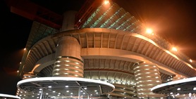 Milan e Inter, abbattere il Meazza per finanziare lo stadio: ne vale la pena?
