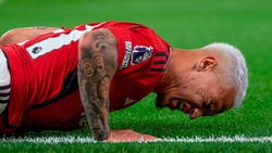 Lo United per ora tiene lontano Antony: "Il club condanna la violenza"