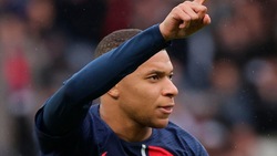 Mbappé gol e assist: 3-0 Psg allo Strasburgo. Gattuso ko contro Farioli