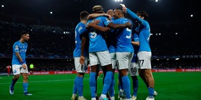 Napoli, la doppia svolta del gruppo di Mazzarri