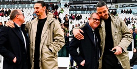 Pessotto e Ibrahimovic, l'abbraccio amarcord che commuove i tifosi Juve