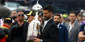 Djokovic, l'ospite che non ti aspetti: porta la Libertadores in campo!