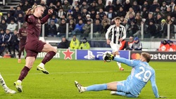 Di Gregorio sembra Buffon: parata immensa su Haaland!