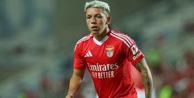 Il Genoa va nel futuro: assalto a Prestianni