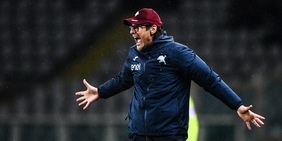 Toro, Vanoli show: dirige la squadra e pure i tifosi