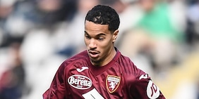 Torino, Salama si ferma dopo trenta minuti