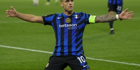 Lautaro apre, Frattesi risponde a Muller: l'Inter piega il Bayern e sogna