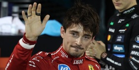 Ferrari, due strade e due volti: Leclerc sorprende, Hamilton in difficoltà