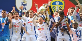 Festa Leeds, trionfo in Championship: si torna in Premier League