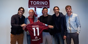 Toro, Vagnati accoglie Pulici al Filadelfia: “Emozione unica, con gli occhi lucidi"