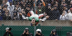 L'acrobazia di Zarco. Così Honda dà lo stop alla Ducati