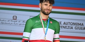 Super Ganna, si vede solo in tricolore