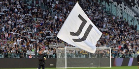 Abbonamenti Juve, boom! Scavalcato subito l'entusiasmo per Motta-Giuntoli