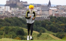 Tragica morte per Fauja Singh, 114 anni, il maratoneta più anziano del mondo.