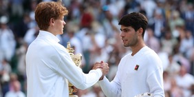 Alcaraz sorpreso da Sinner e dalla leggenda: “La differenza tra chi vince sempre e chi ogni tanto”