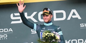 Il giallo del Tour al bivio decisivo, il verde di Milan risplende con tutta la sua forza