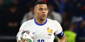 Mbappé, al Real per ora arriva solo la consacrazione del marketing: è il nuovo numero 10 del Madrid