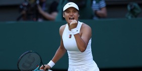 Raducanu, la solitudine di Emma e la salvezza dagli attacchi di panico: "Loro sono la mia roccia"