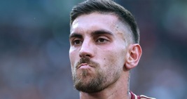 Gasperini sorprende e 'toglie' la fascia di capitano della Roma a Pellegrini