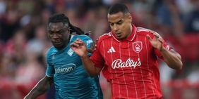 Fiorentina, pari senza gol con il Nottingham Forest. Ora la sfida con il Manchester United