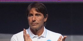 Conte carica il tifo Napoli e rilancia: "Parliamo poco, facciamo tanto"