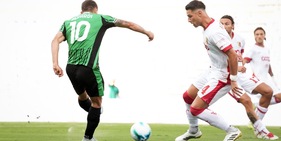 La Reggiana fa soffrire l'Empoli, ma i toscani passano ai rigori. Avanti anche il Sassuolo