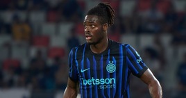 Inter, la difesa è ok: c’è Bisseck dietro Acerbi e De Vrij