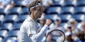 Musetti, prima volta agli ottavi dello US Open: Cobolli si ritira al terzo set