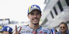 MotoGp Catalunya, pole per Alex Marquez. Disastro Bagnaia