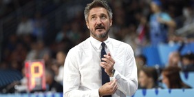 Italia eliminata dalla Slovenia: il cuore non basta con super Doncic. Pozzecco lascia la Nazionale