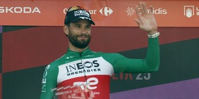 Ganna, la zampata: Vuelta made in Italy