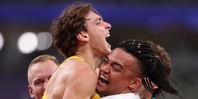 Duplantis infinito: oro e record del mondo (il 14°) a Tokyo, 6.30 nel salto con l'asta!