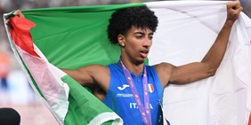 Mattia Furlani atterra… in cima al mondo