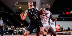 Vital e Olejniczak trascinano il Derthona, vittoria significativa contro Brescia