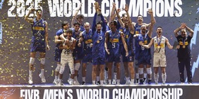 Il Volley è azzurro sopra Manila: Italia mondiale, è leggenda! De Giorgi, storico bis