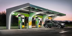 IPlanet, la stazione che rivoluziona la mobilità elettrica